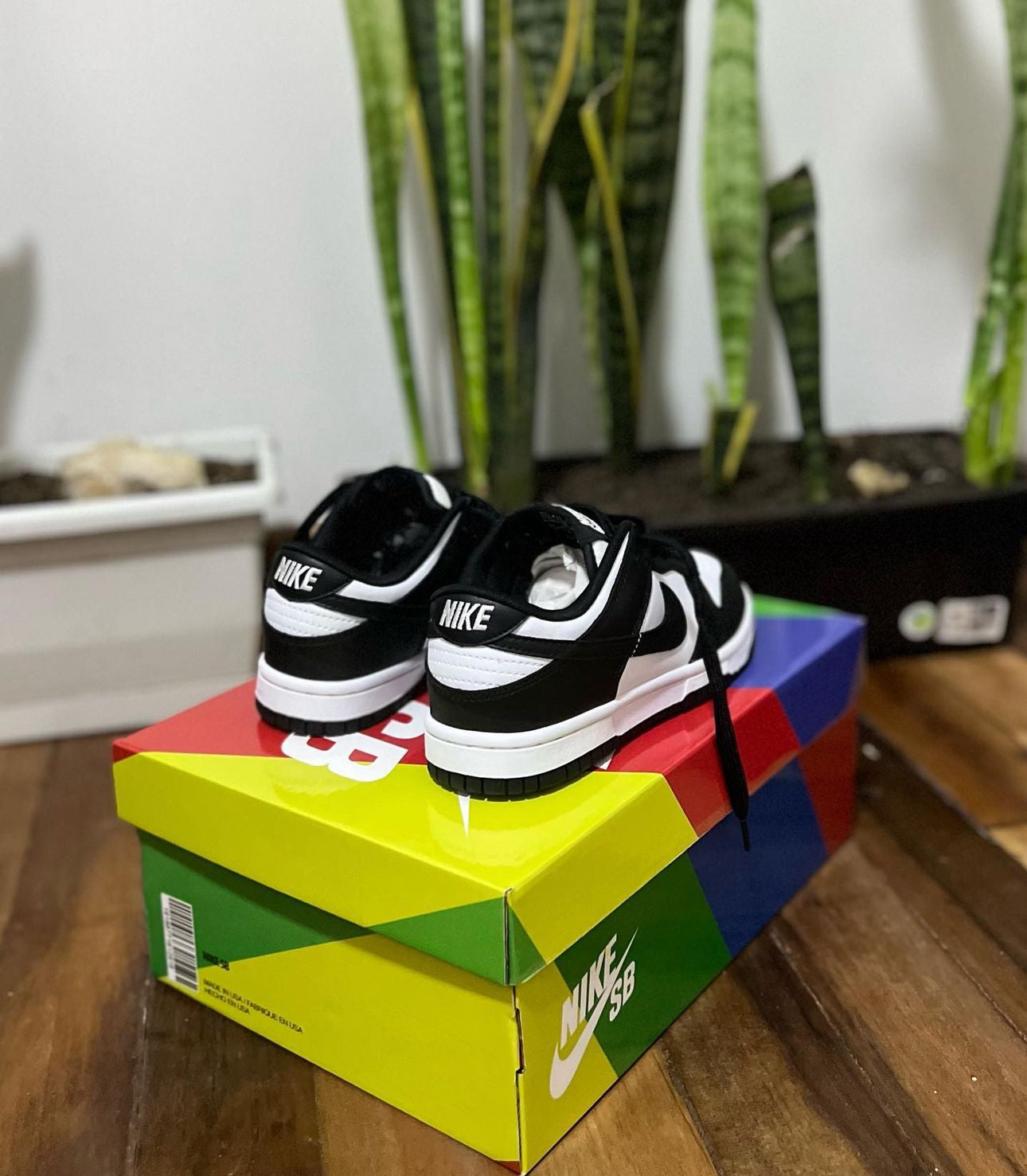 NIKE SB DUNK NEGRO - BLANCO