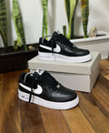Nike Air Force One Negro Suela Blanca
