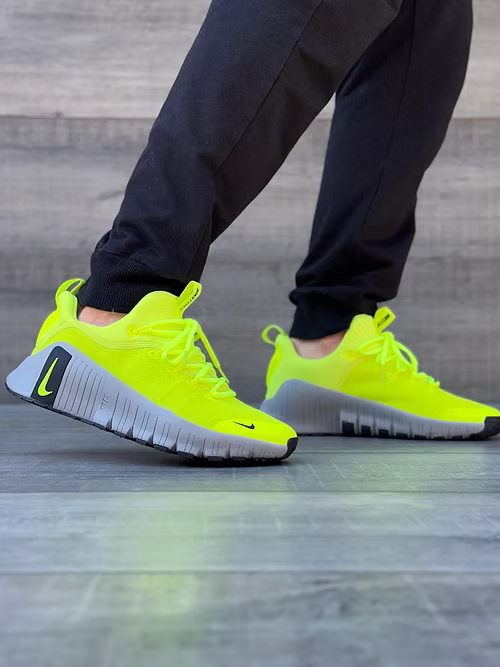 NIKE FREE METCON 6 VERDE